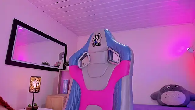 celeste blazze  online show from March 20, 2026, 5:03 pm