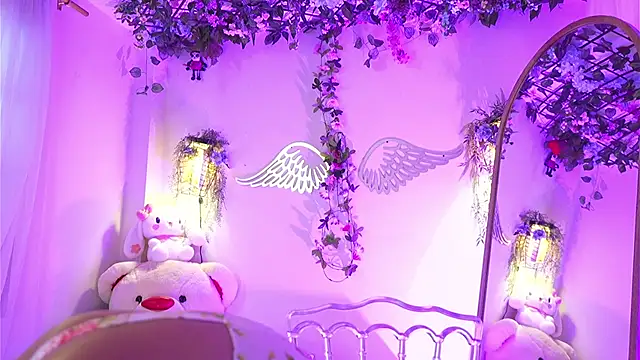 ISA NIXON online show from January 14, 2026, 9:51 pm