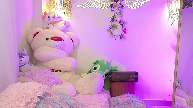 ISA NIXON online show from March 6, 2026, 7:53 pm