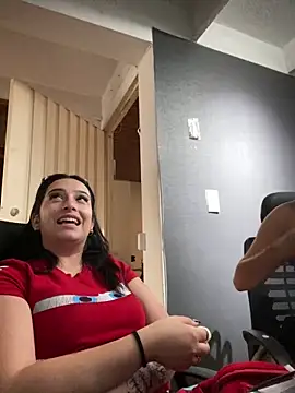 Kloe Novoa online show from February 4, 2026, 1:17 pm