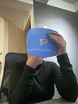 Kloe Novoa online show from February 24, 2026, 1:23 pm