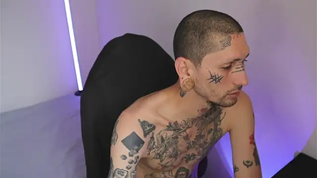 TokyoHatsumoto online show from February 12, 2026, 10:20 pm