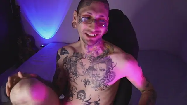 TokyoHatsumoto online show from November 13, 2025, 1:20 am