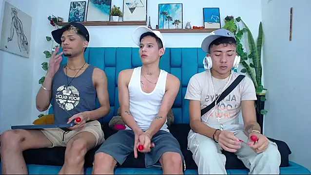 Snapshot of Hot_Boys_Latinos_X chatting on January 16, 2026, 10:36 pm Hot Boys Latinos X online show from January 16, 2026, 10:36 pm