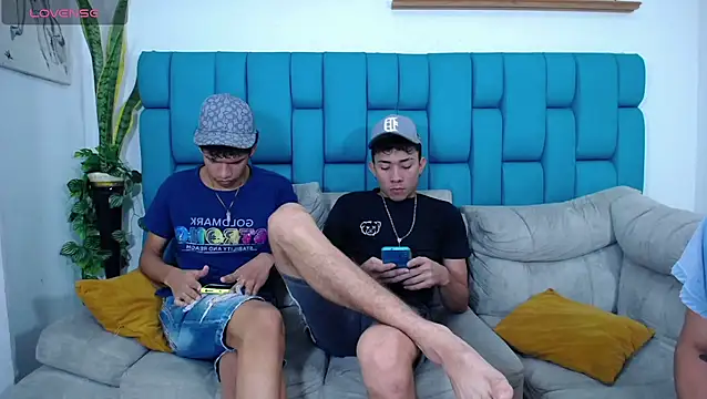 Hot Boys Latinos X online show from March 28, 2026, 3:57 pm