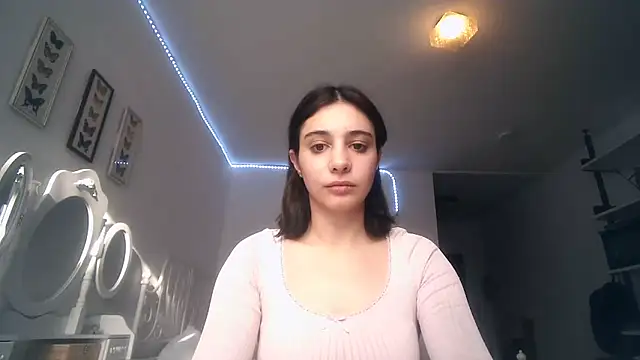 bellefleurrr online show from March 6, 2026, 3:07 pm