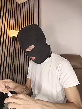 Snapshot of findomhot chatting on December 4, 2025, 7:57 pm findomhot online show from December 4, 2025, 7:57 pm