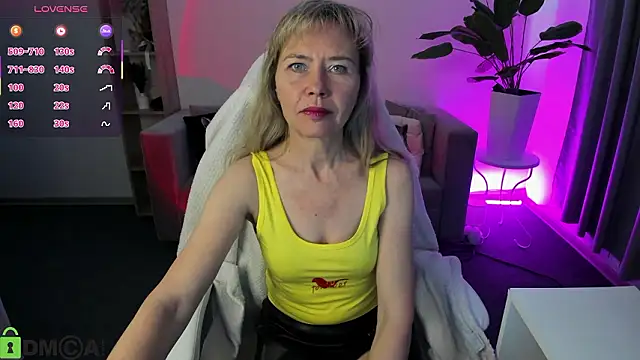 Carla Vogue online show from February 18, 2026, 11:39 am