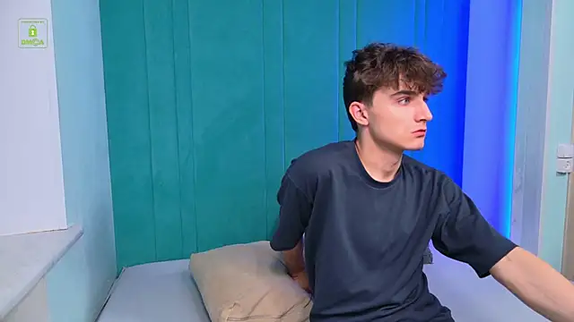 Richard steele hot online show from December 19, 2025, 3:47 pm