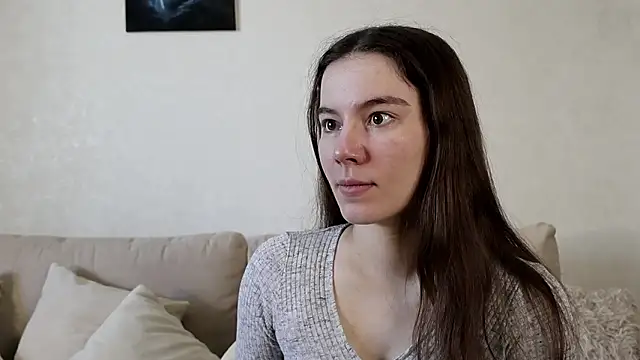 Snapshot of Petalwren chatting on March 14, 2026, 10:21 am Petalwren online show from March 14, 2026, 10:21 am