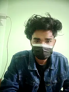 Snapshot of kriZ08 chatting on October 29, 2025, 12:37 pm kriZ08 online show from October 29, 2025, 12:37 pm