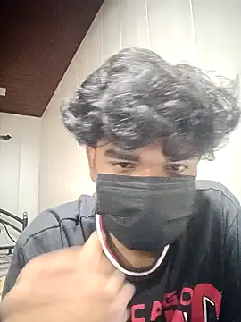 Snapshot of kriZ08 chatting on October 26, 2025, 7:53 am kriZ08 online show from October 26, 2025, 7:53 am