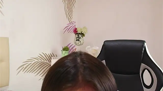 Snapshot of Isabelle_Lane chatting on February 5, 2026, 12:12 pm Isabelle Lane online show from February 5, 2026, 12:12 pm