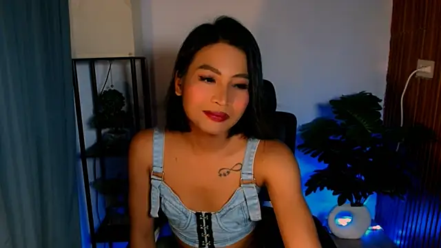 YourPrettyBella TS online show from June 7, 2026, 1:27 pm