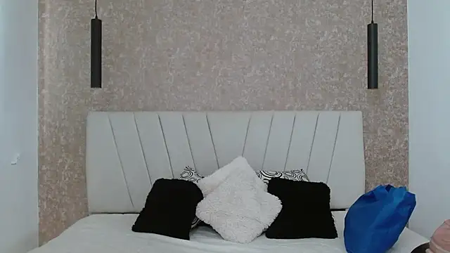 AliceSmity  online show from March 30, 2026, 1:34 pm