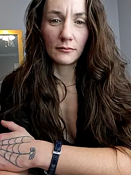 Snapshot of SkyDancerJade chatting on April 9, 2026, 1:07 am SkyDancerJade online show from April 9, 2026, 1:07 am