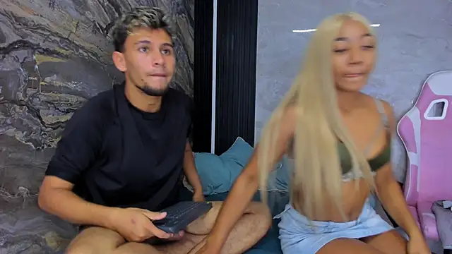 Skyyandsmith online show from October 28, 2025, 11:25 pm