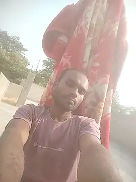 desicoupleNoon online show from November 24, 2025, 4:01 am