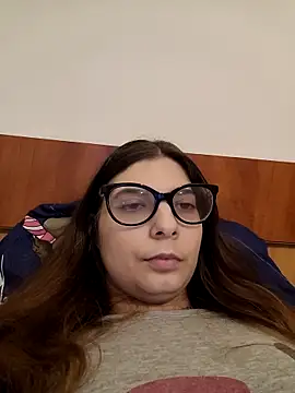 sweetbabygirlforyou online show from March 3, 2026, 10:55 am