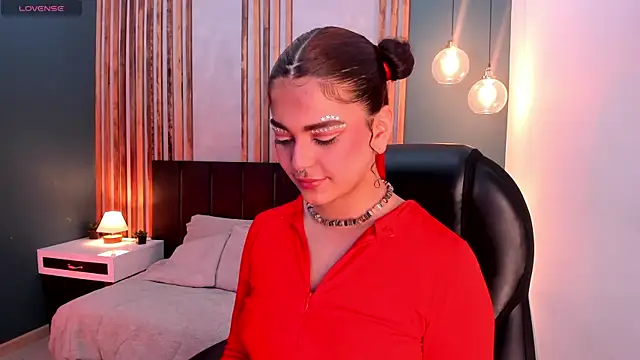 Snapshot of Andrux__ chatting on October 31, 2025, 7:21 pm Andrux online show from October 31, 2025, 7:21 pm