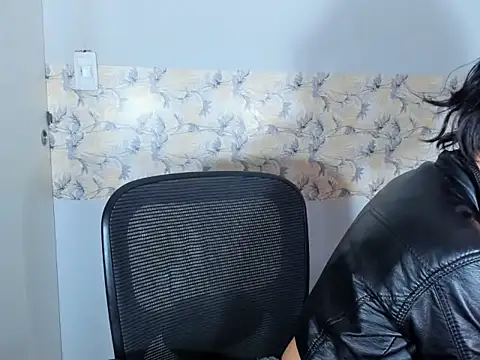 Snapshot of SamaradelaRoux chatting on November 20, 2025, 3:29 am SamaradelaRoux online show from November 20, 2025, 3:29 am