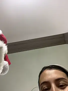 BIJOU SECRET online show from November 21, 2025, 10:42 pm