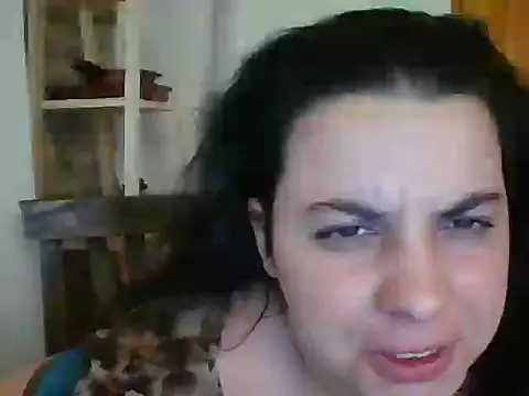 Snapshot of candyfox27 chatting on October 27, 2025, 6:36 am candyfox27 online show from October 27, 2025, 6:36 am