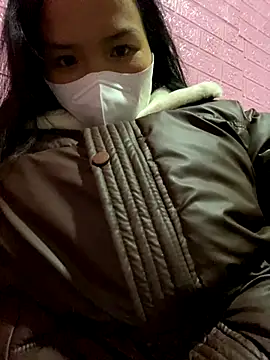 Yunzang online show from January 7, 2026, 1:10 am