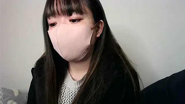 yua chan00 online show from December 2, 2025, 1:13 pm