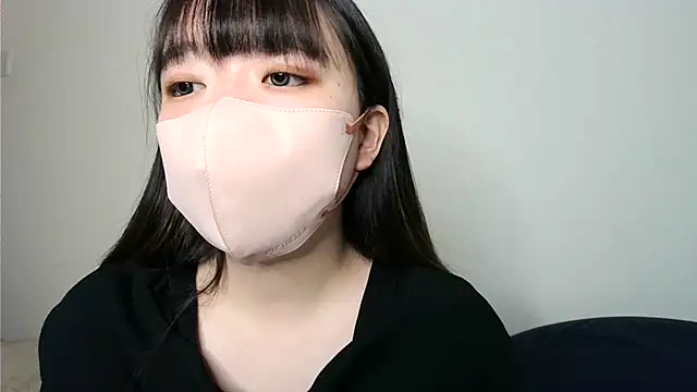 yua chan00 online show from November 4, 2025, 11:25 am