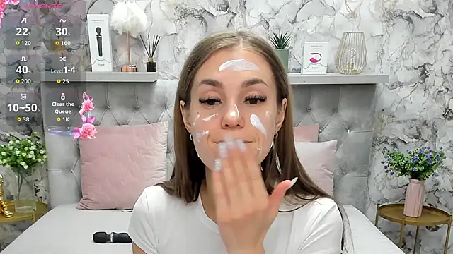 Snapshot of CandysSweet chatting on February 4, 2026, 1:11 am CandysSweet online show from February 4, 2026, 1:11 am