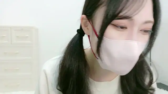 Snapshot of annachan_v chatting on April 15, 2026, 3:38 pm annachan v online show from April 15, 2026, 3:38 pm