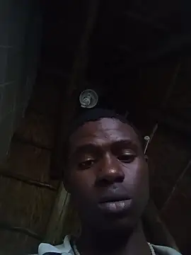 younggblackkCOCK19 online show from December 5, 2025, 12:26 pm