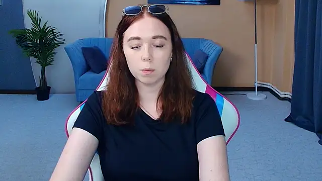 AddieOsler online show from May 18, 2026, 7:51 pm