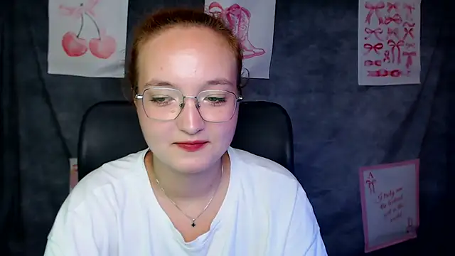 MissAriaa online show from August 3, 2026, 12:22 pm