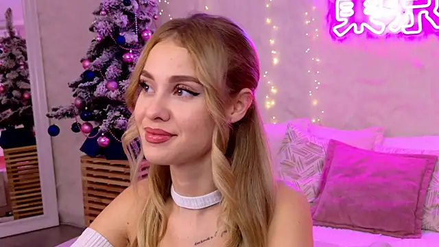 Rose Masson online show from November 28, 2025, 5:18 am