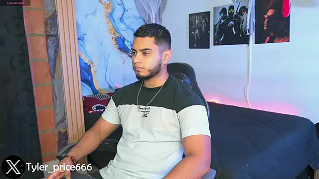 Tiler wolker online show from November 15, 2025, 10:03 pm