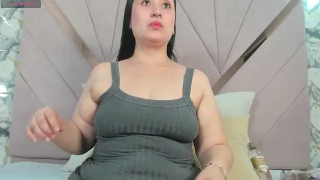 Snapshot of naomy_sexy_ chatting on May 11, 2026, 10:07 pm naomy sexy online show from May 11, 2026, 10:07 pm