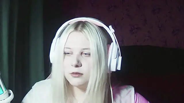 JessiAngels online show from October 27, 2025, 9:27 pm