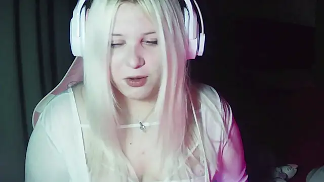 JessiAngels online show from October 30, 2025, 7:11 pm