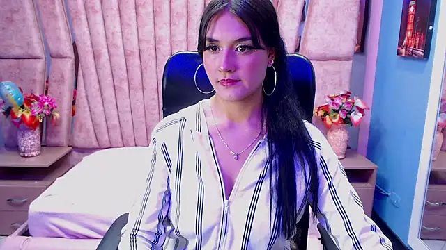 Snapshot of Charlotte_Rosy chatting on November 4, 2025, 8:56 pm Charlotte Rosy online show from November 4, 2025, 8:56 pm