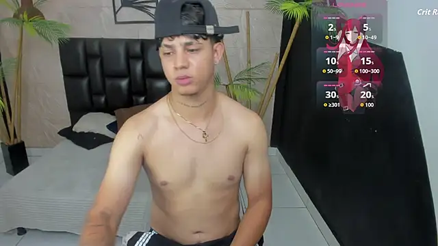 Snapshot of Maicol_ortiz chatting on October 28, 2025, 7:13 pm Maicol ortiz online show from October 28, 2025, 7:13 pm