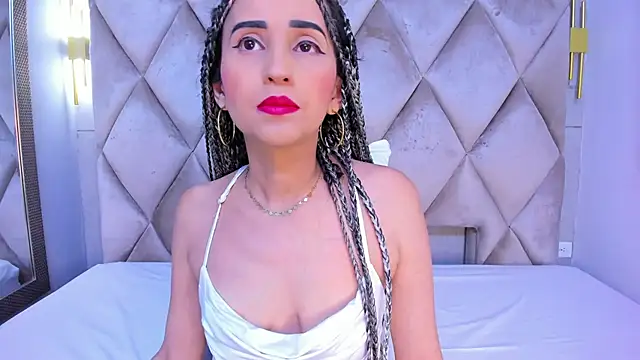 violett rabbit  online show from January 15, 2026, 8:12 pm