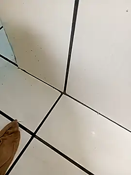 Snapshot of Kruguerdevil chatting on October 29, 2025, 3:11 pm Kruguerdevil online show from October 29, 2025, 3:11 pm