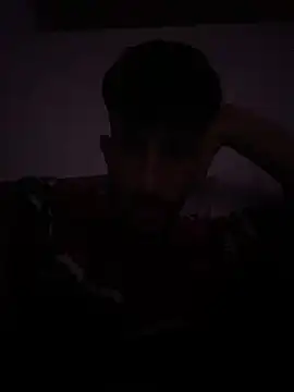 Snapshot of Dondeloquieras4 chatting on February 4, 2026, 1:44 am Dondeloquieras4 online show from February 4, 2026, 1:44 am