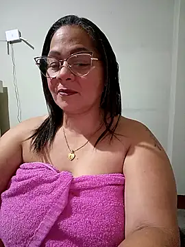 Snapshot of Angie_milf50 chatting on May 12, 2026, 2:41 am Angie milf50 online show from May 12, 2026, 2:41 am