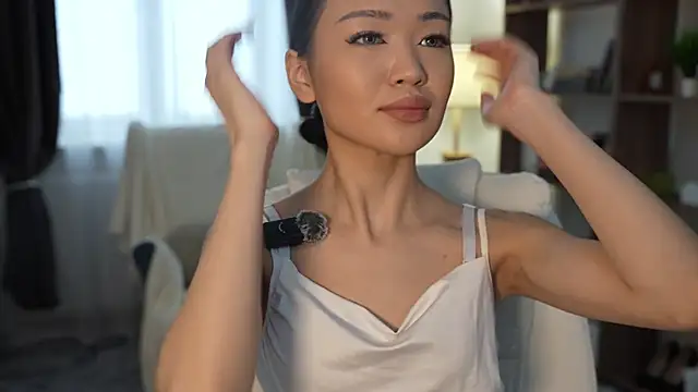 Snapshot of OnieClose chatting on March 2, 2026, 7:15 am OnieClose online show from March 2, 2026, 7:15 am