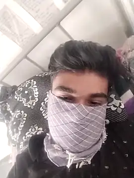 WettedGlimpse online show from November 15, 2025, 9:35 am