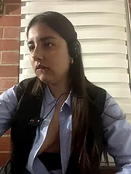 Au-rora online show from December 20, 2025, 7:00 am