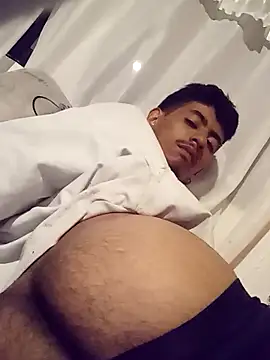 SkinniYamo online show from March 12, 2026, 7:12 am